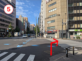 神田ふれあい橋を渡った後の写真